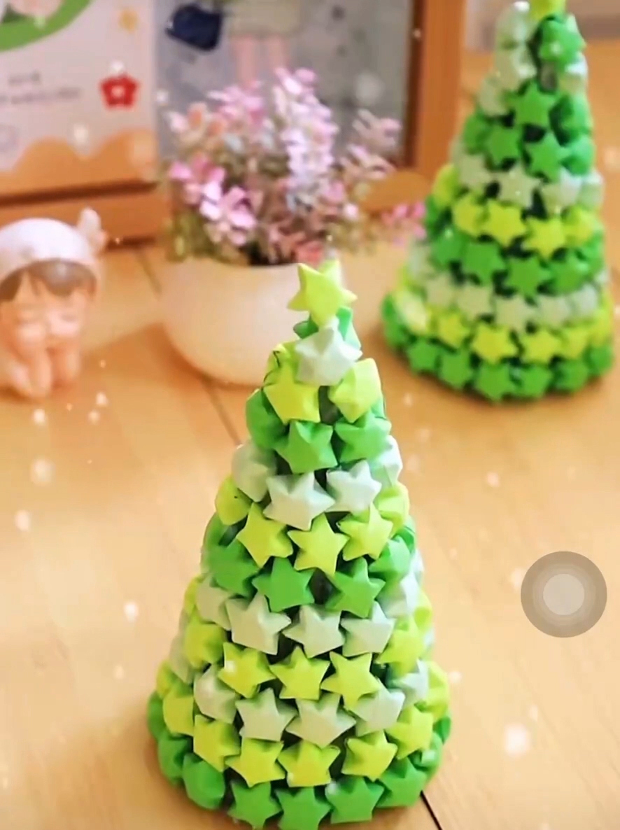 DIY Christmas Star Tree Tutorial